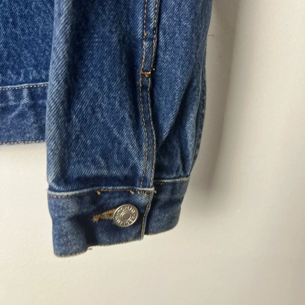 Tommy Hilfiger sizing reminder